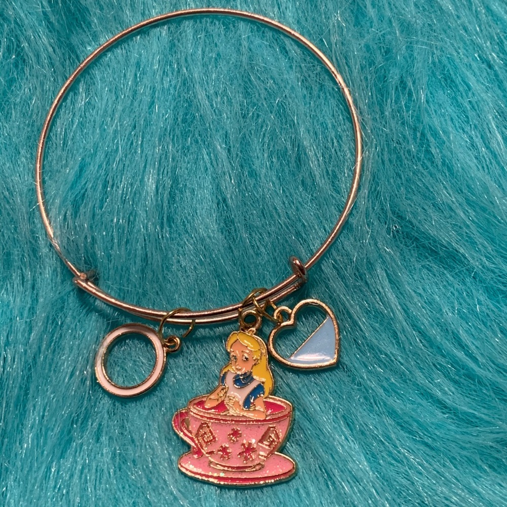 charm bracelet “Alice in Wonderland”